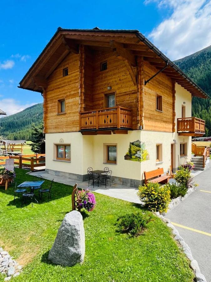 Chalet Sunshine Livigno Exterior foto